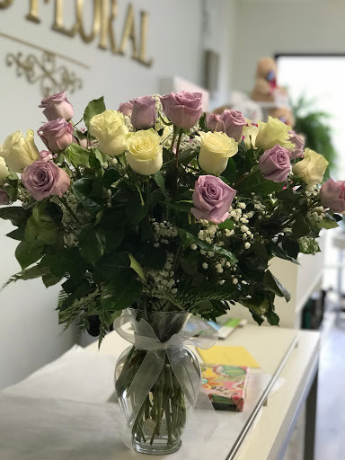 Florist «Hills Floral», reviews and photos, 1166 S Robert St, West St Paul, MN 55118, USA