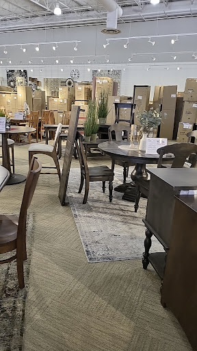 Shopping Mall «Furniture Row Shopping Center», reviews and photos, 1334 N Eastgate Ave, Springfield, MO 65802, USA