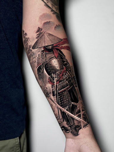 Tattoo Shop «Crop Circles Tattoo Studio», reviews and photos, 108-12 53rd Ave, Corona, NY 11368, USA