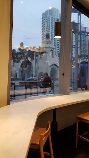 Starbucks image