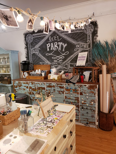 Used Furniture Store «knot too shabby», reviews and photos, 177 N Glendora Ave, Glendora, CA 91741, USA