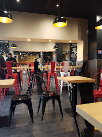 Atmosphère du Restauration rapide Food Court - Restaurant Halal à Nanterre - n°16