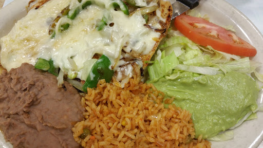 Grocery Store «La Esquinita & Grocery», reviews and photos, 14624 Shepherd Rd, Atascosa, TX 78002, USA