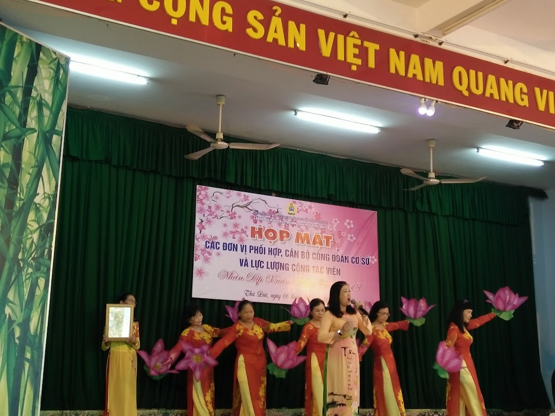 Nhà Văn Hoá Lao Động