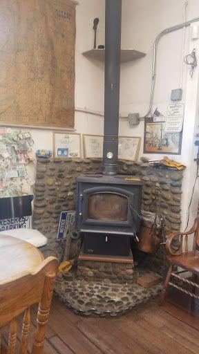 Grocery Store «Seabeck General Store», reviews and photos, 15384 Seabeck Hwy NW, Seabeck, WA 98380, USA