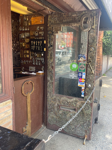 Locksmith «Greenwich Locksmiths», reviews and photos, 56 7th Ave S, New York, NY 10014, USA