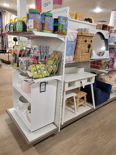 Department Store «HomeGoods», reviews and photos, 43635 W Oaks Dr, Novi, MI 48377, USA