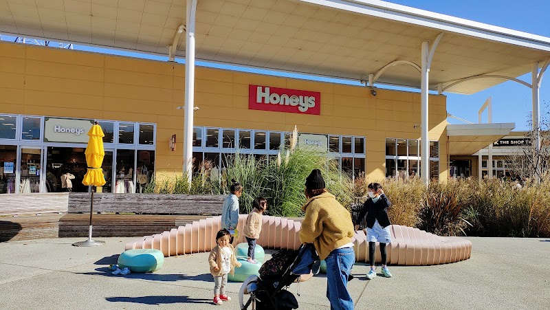 ハニーズおやまゆうえん店