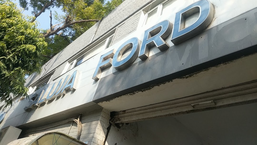 Saluja Ford