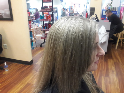 Hair Salon «SmartStyle Hair Salon», reviews and photos, 3025 Lancaster Dr NE, Salem, OR 97305, USA