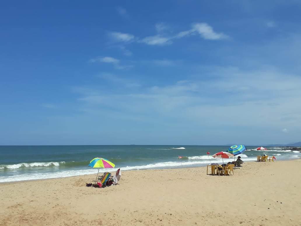 Foto de Praia Vermelha e o assentamento