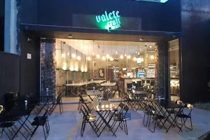 Valete Bar image