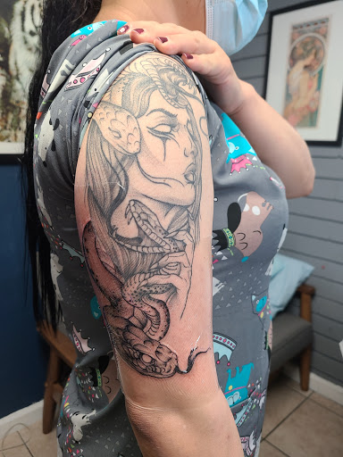 Explore male wedding ring tattoo ideas, creative tattoo ideas in Alhambra, available at IFA2 Tattoo Studio