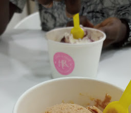 Hans & René, GRA Ikeja photo