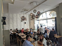 Atmosphère du Restaurant GEGEOR - Caviste & Restaurateur à Paris - n°14
