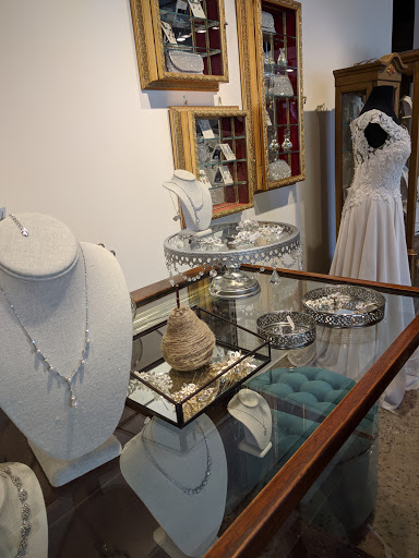 Bridal Shop «The Wedding Shoppe, Inc.», reviews and photos, 27333 Woodward Ave, Berkley, MI 48072, USA