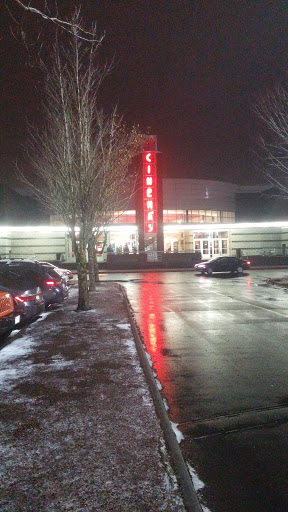 Movie Theater «Regal Cinemas Vancouver Plaza», reviews and photos, 7800 NE 4th Plain Rd, Vancouver, WA 98662, USA