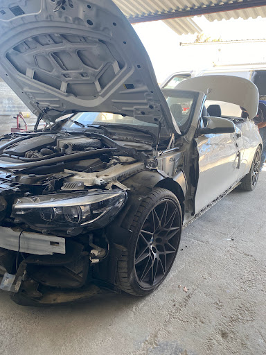 Auto Body Shop «Los Amigos Body Shop», reviews and photos, 8864 Jurupa Rd, Riverside, CA 92509, USA