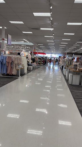 Department Store «Target», reviews and photos, 800 Christiana Mall, Newark, DE 19702, USA