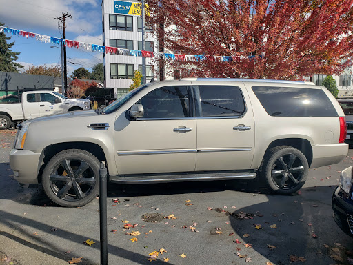 Used Car Dealer «CarHop Auto Sales & Finance», reviews and photos, 8208 Aurora Ave N, Seattle, WA 98103, USA