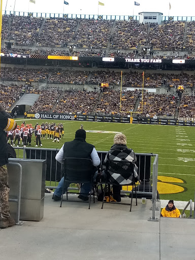 Sportswear Store «THE STEELERS PRO SHOP», reviews and photos, 100 Art Rooney Ave, Pittsburgh, PA 15212, USA