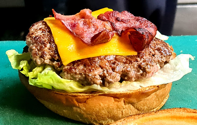 Busty's Burger - Μαρούσι