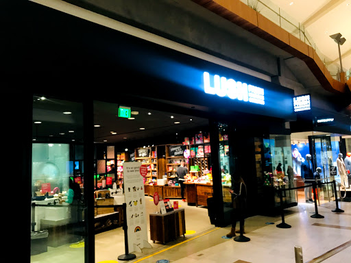 Cosmetics Store «LUSH», reviews and photos, 575 Bellevue Way NE #128, Bellevue, WA 98004, USA