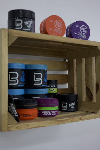 Barber Shop «New Era Barber Shop», reviews and photos, 405 Magnolia Ave, Auburndale, FL 33823, USA