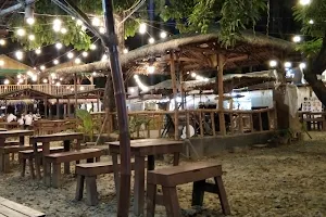 Dela Paz Food Park and Wet Market image