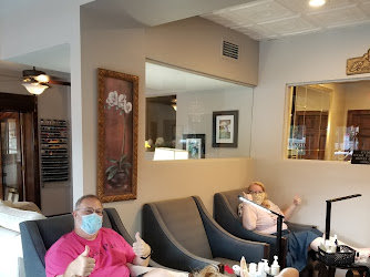 Cindy Lee's Facial & Nail Institute