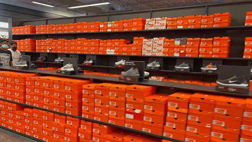 Sporting Goods Store «Nike Factory Store», reviews and photos, 15609 FL-535, Orlando, FL 32821, USA
