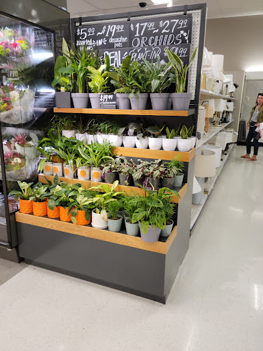 Department Store «Target», reviews and photos, 3000 Harbison Dr, Vacaville, CA 95687, USA