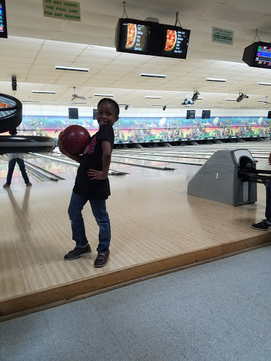 Sports Bar «Super Bowling Lanes and Sports Bar», reviews and photos, 4416 Pinson Valley Pkwy, Birmingham, AL 35215, USA