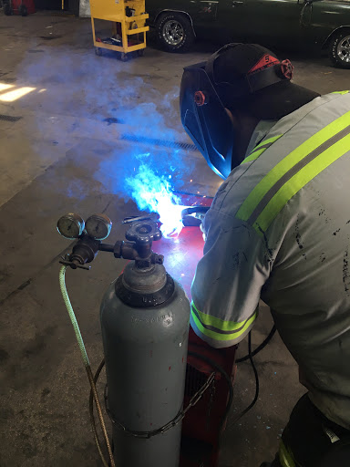 Auto Repair Shop «J&C Auto Service», reviews and photos, 821 Ogden Ave, Downers Grove, IL 60515, USA