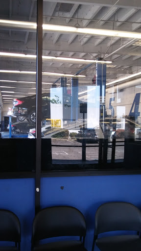 Auto Parts Store «Pep Boys Auto Parts & Service», reviews and photos, 4987 N W Ln, Stockton, CA 95210, USA