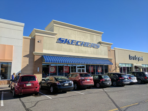 SKECHERS Factory Outlet, 2200 Settlers Ridge Center Dr #1320, Pittsburgh, PA 15205, USA, 