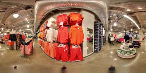 Clothing Store «Old Navy», reviews and photos, 801 Market St, San Francisco, CA 94103, USA