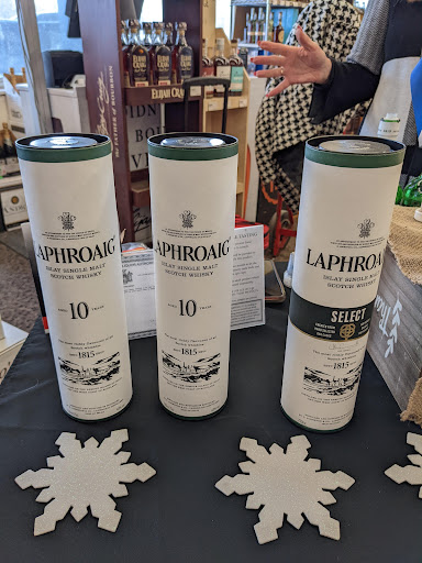 Liquor Store «Mahan Discount Liquor & Wine», reviews and photos, 6515 Brockport Spencerport # 9, Brockport, NY 14420, USA