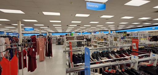 Clothing Store «Ross Dress for Less», reviews and photos, 3255 SW Cedar Hills Blvd, Beaverton, OR 97005, USA