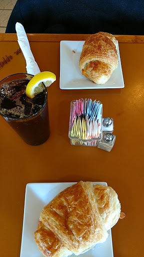 Bakery «Bon Appetit French Bakery & Cafe», reviews and photos, 420 Mary Esther Cut Off NW, Fort Walton Beach, FL 32548, USA