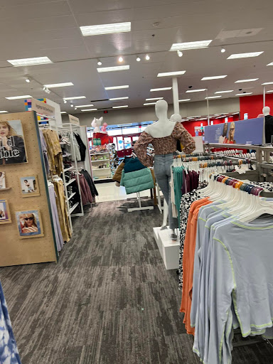 Department Store «Target», reviews and photos, 975 Rockland Rd, Lake Bluff, IL 60044, USA