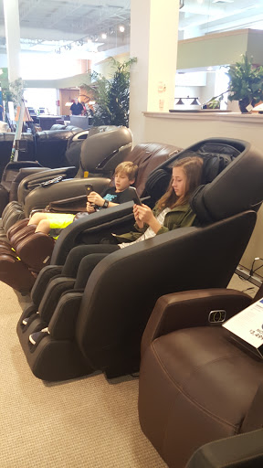 Furniture Store «The Great Escape», reviews and photos, 8163 Golden Link Blvd, Macedonia, OH 44056, USA
