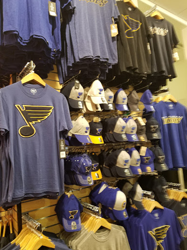 Sportswear Store «Rally House Chesterfield», reviews and photos, 82 THF Blvd, Chesterfield, MO 63005, USA