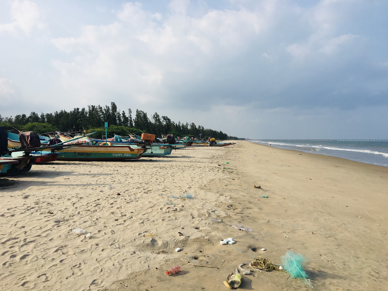 Foto van Nagapattinam Beach met helder zand oppervlakte