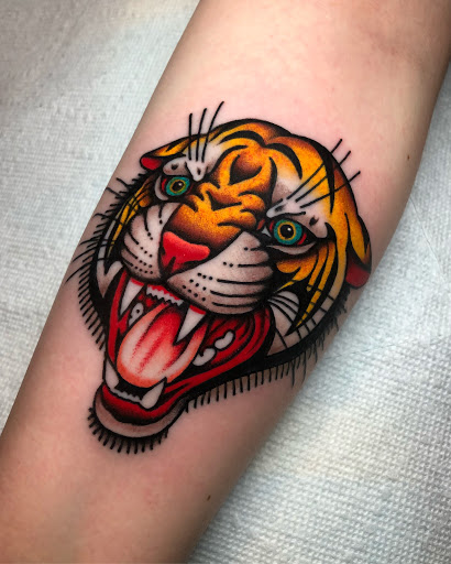Tattoo Shop «CRYING HEART TATTOO», reviews and photos, 1425 Main St, Cincinnati, OH 45202, USA