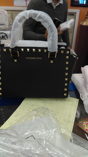 Furniture Store «Rent King», reviews and photos, 615 US-41, Ruskin, FL 33570, USA