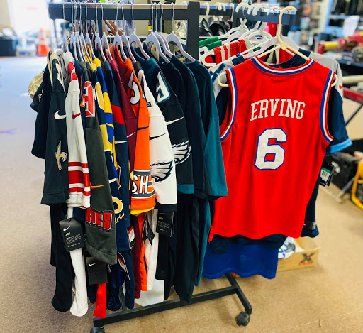 Pawn Shop «R&D PAWN AND SMOKE SHOP», reviews and photos, 942 S Delsea Dr, Vineland, NJ 08360, USA