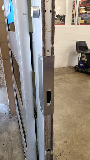 Locksmith «Florida Lock Doctor», reviews and photos, 1430 W Busch Blvd Suite D, Tampa, FL 33612, USA