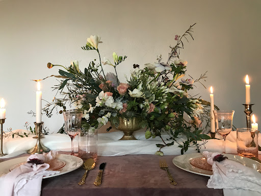 Florist «Dixon Florist & Gift Shop», reviews and photos, 150 E A St, Dixon, CA 95620, USA