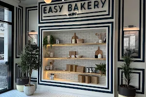 Easy Bakery image